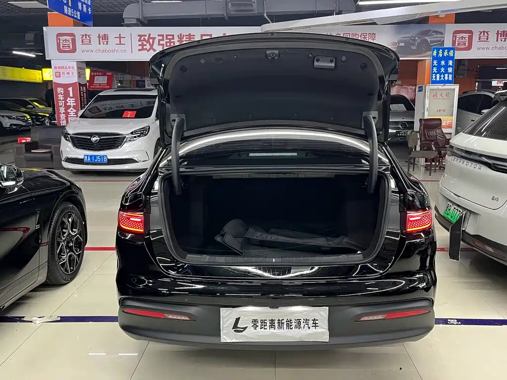 BYD Seal 05 DM-i — миниатюра 15