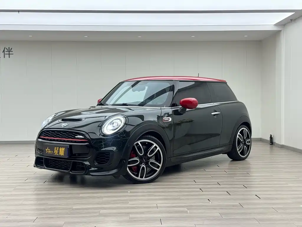 MINI Mini JCW