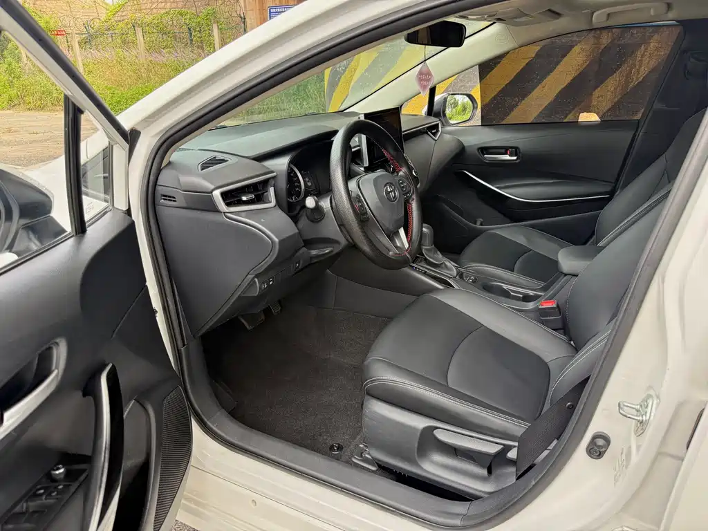 Toyota Corolla — миниатюра 8
