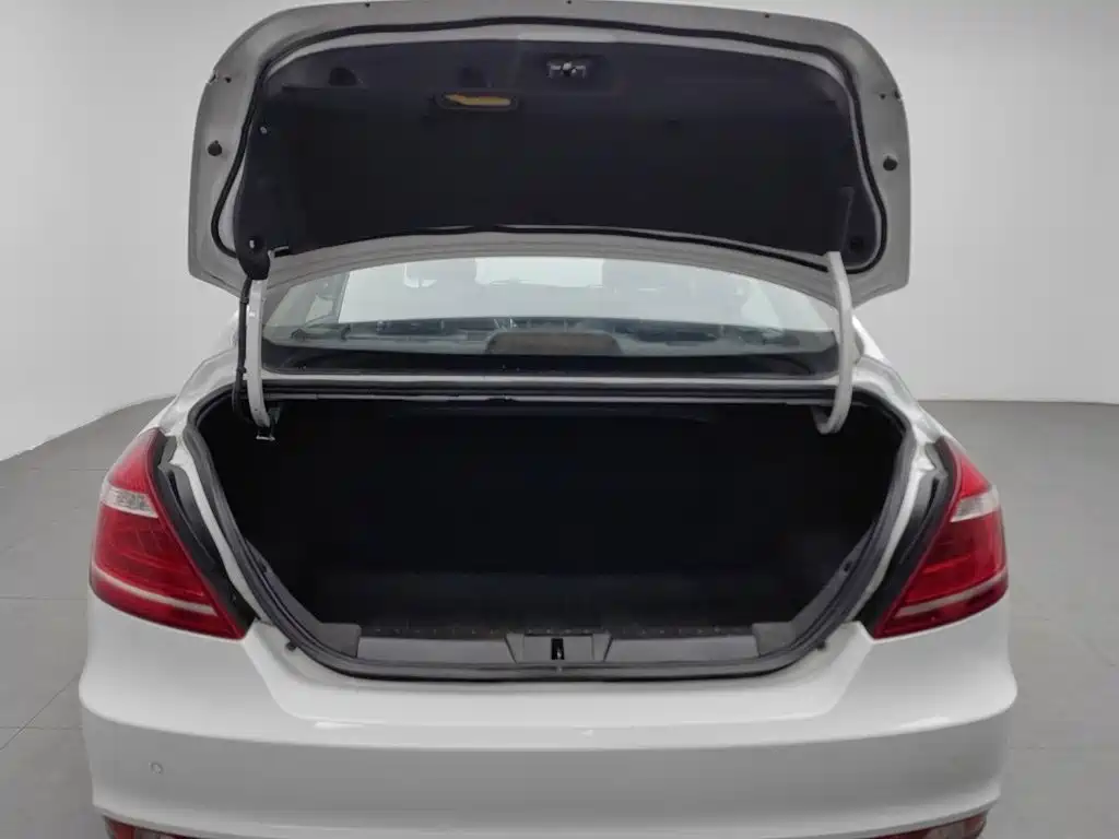 Geely Emgrand — миниатюра 16