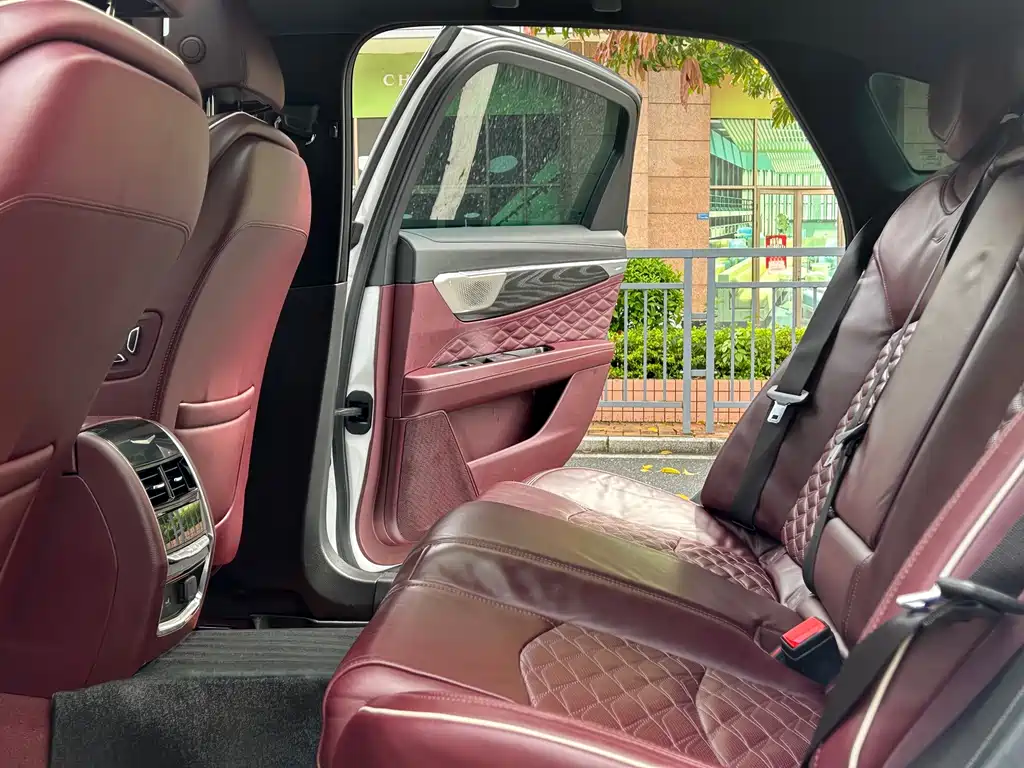 Cadillac CT6 — миниатюра 33