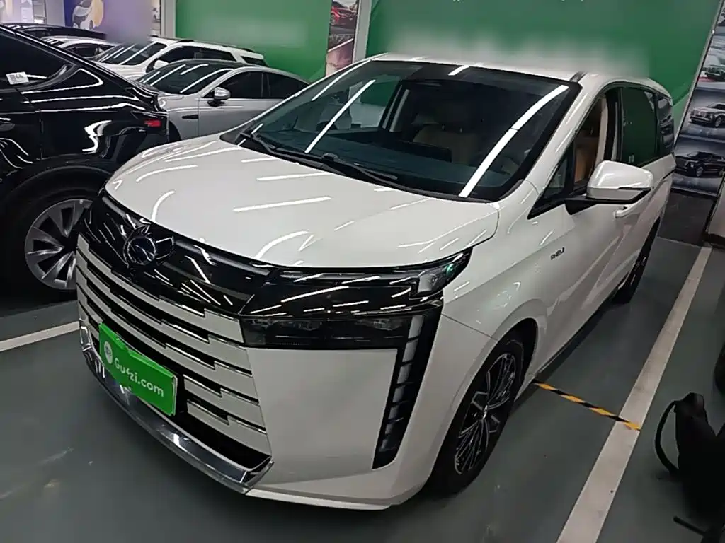 GAC Motor Trumpchi E8 PHEV