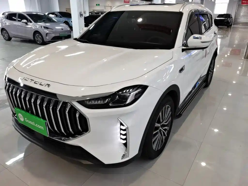2025 JETOUR X70 - zdjęcie 1 z 25