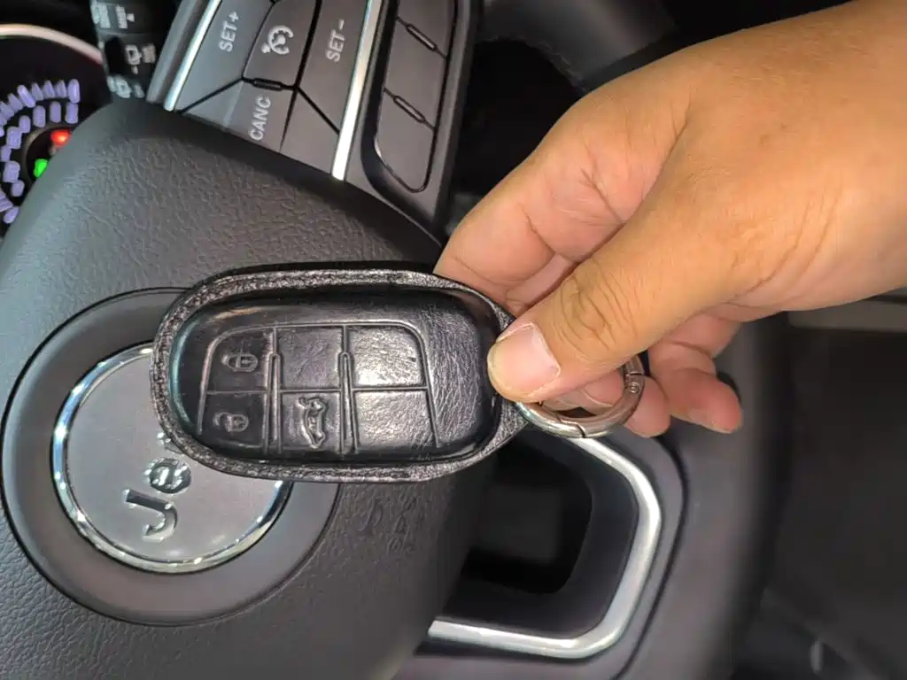 Jeep Grand Commander — миниатюра 9