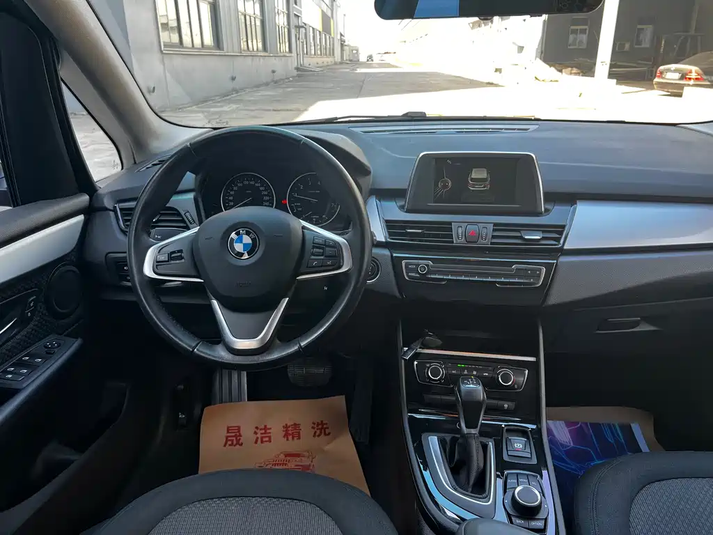 BMW 2 SERIES STATION WAGON