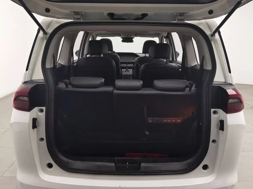 GAC Motor Trumpchi M6 — миниатюра 16