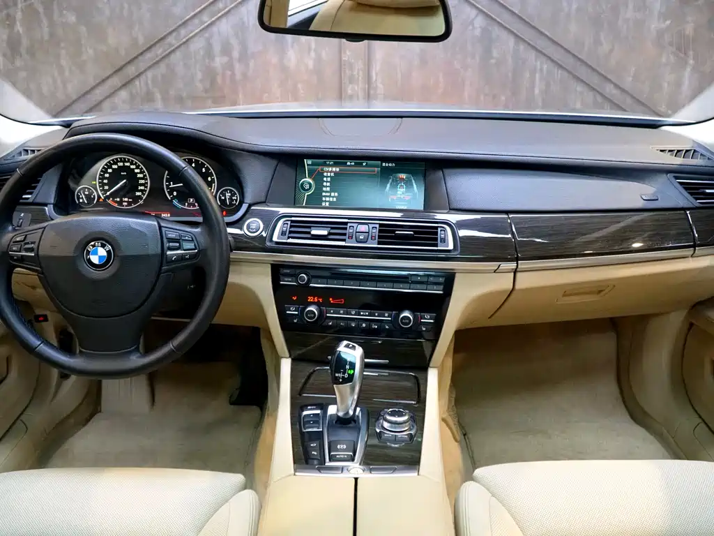BMW 7 Series 7 2010 4.4T