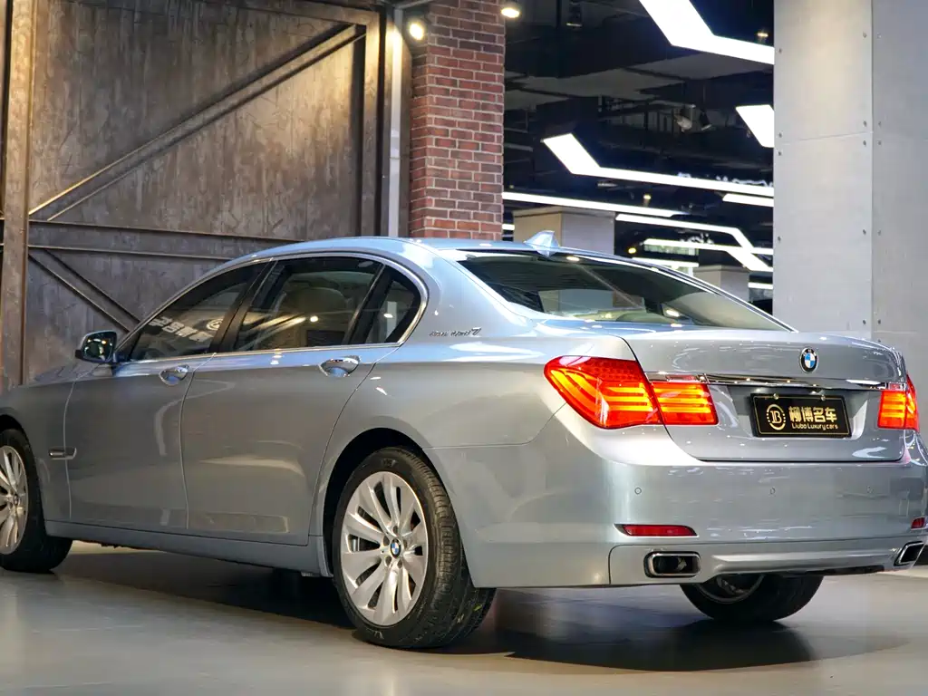 BMW 7 Series 7 2010 4.4T