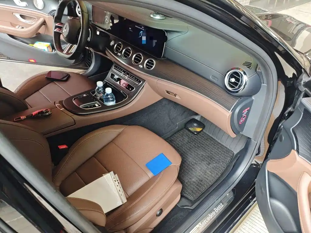 Mercedes-Benz E-Class — миниатюра 21