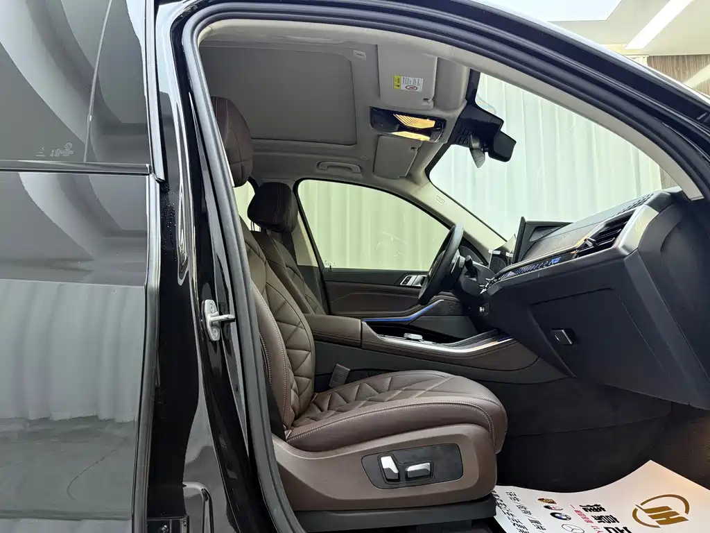 BMW X5 — миниатюра 12