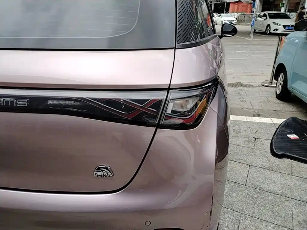 BYD Dolphin — миниатюра 8