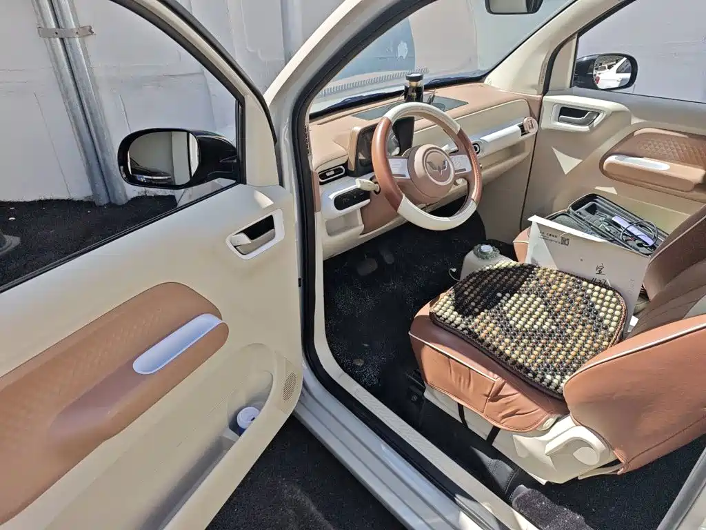 Wuling MINIEV — миниатюра 12