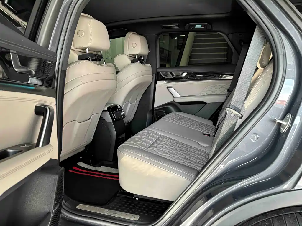 BYD Tang New Energy — миниатюра 4