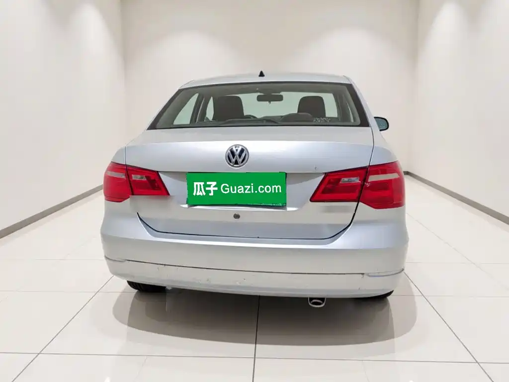 Volkswagen Jetta — миниатюра 5