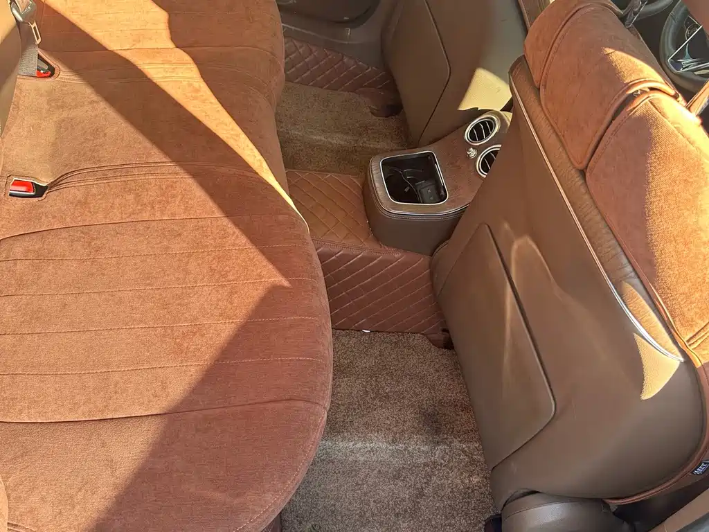 Mercedes-Benz E-Class New Energy — миниатюра 2