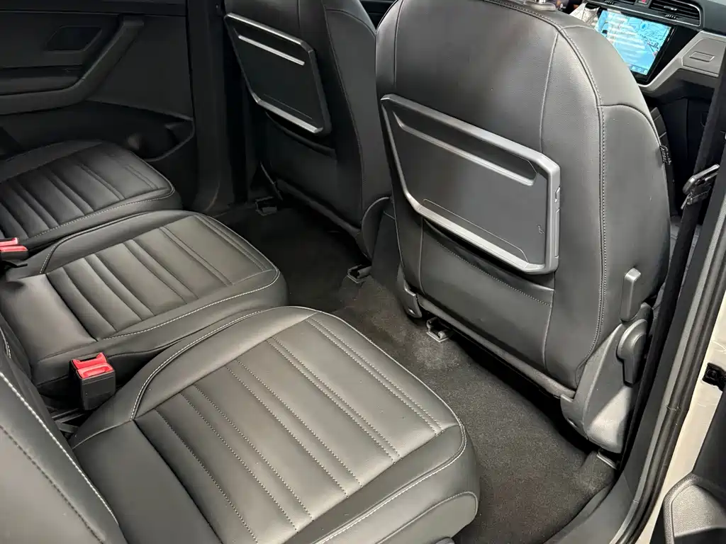 Volkswagen Touran — миниатюра 5
