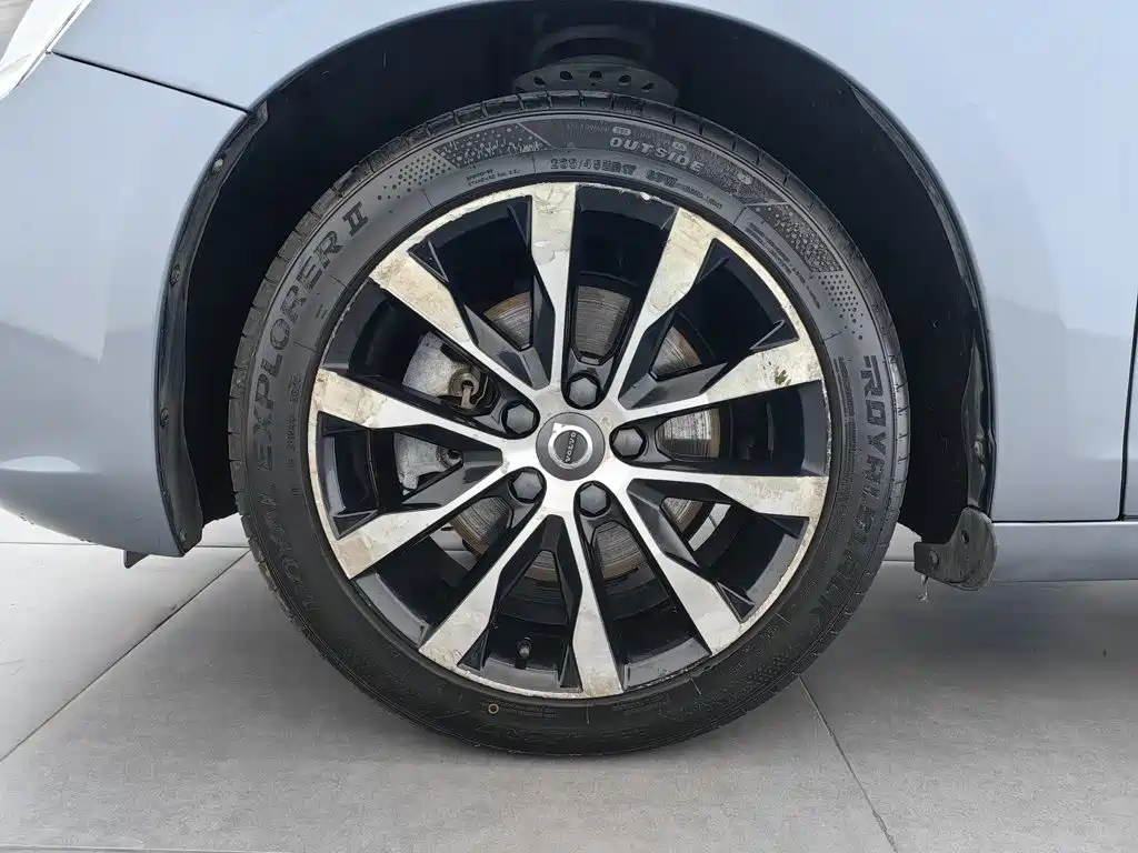 Volvo S60 — миниатюра 17
