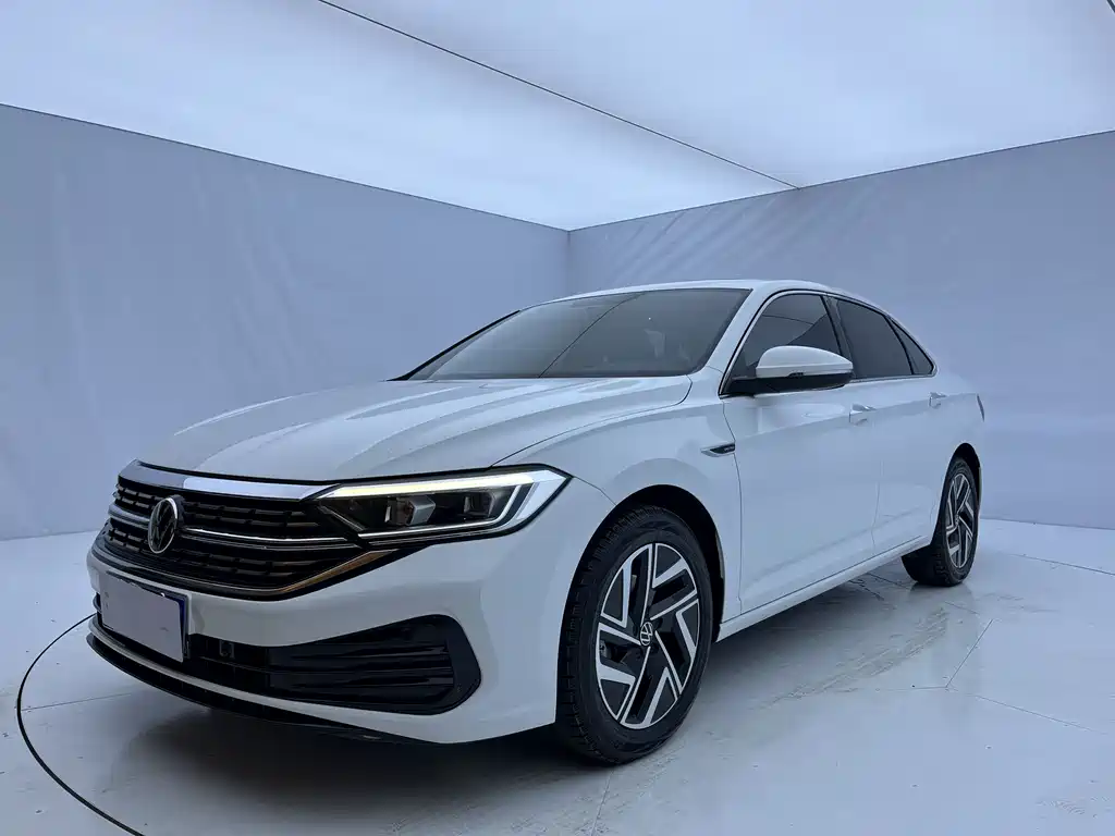 Volkswagen Sagitar 2022