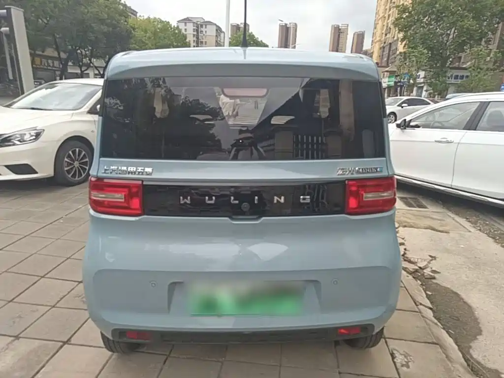 Wuling MINIEV — миниатюра 6