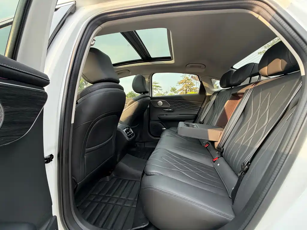 Chery Arrizo 8 PRO — миниатюра 8