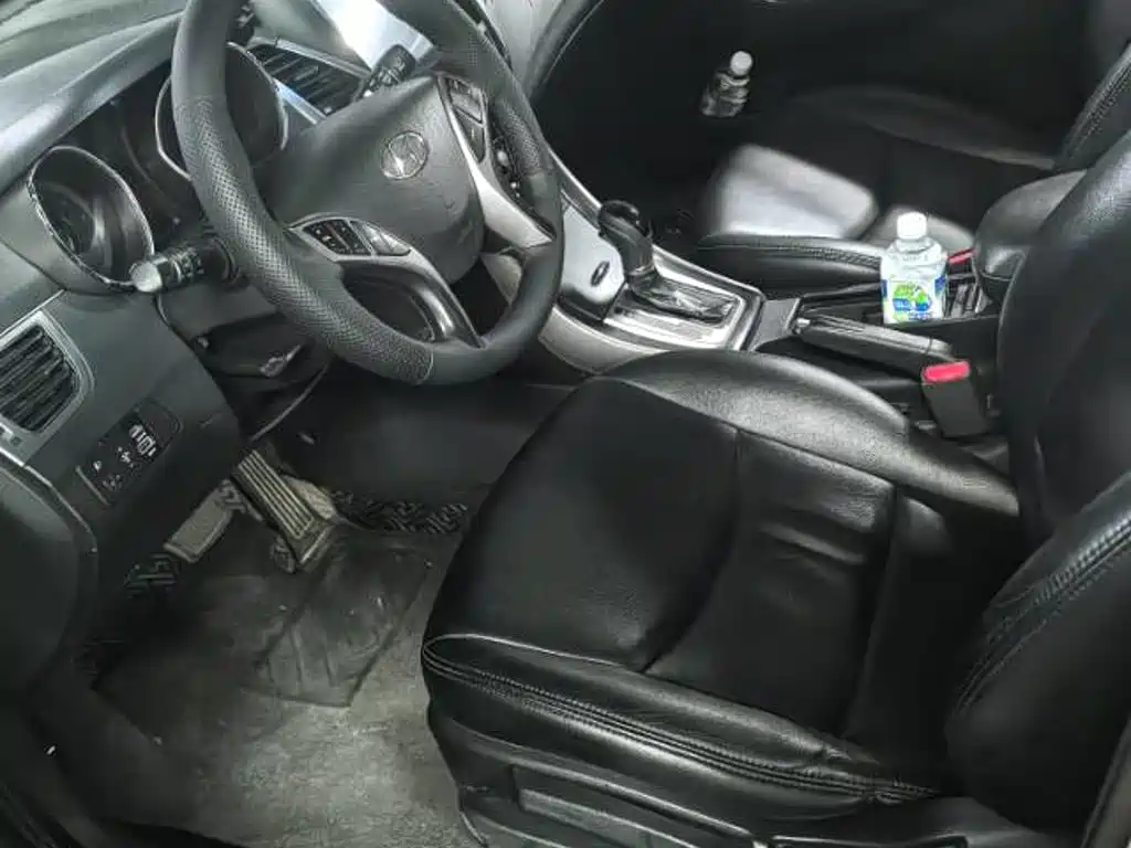 Hyundai Elantra Langdong — миниатюра 5