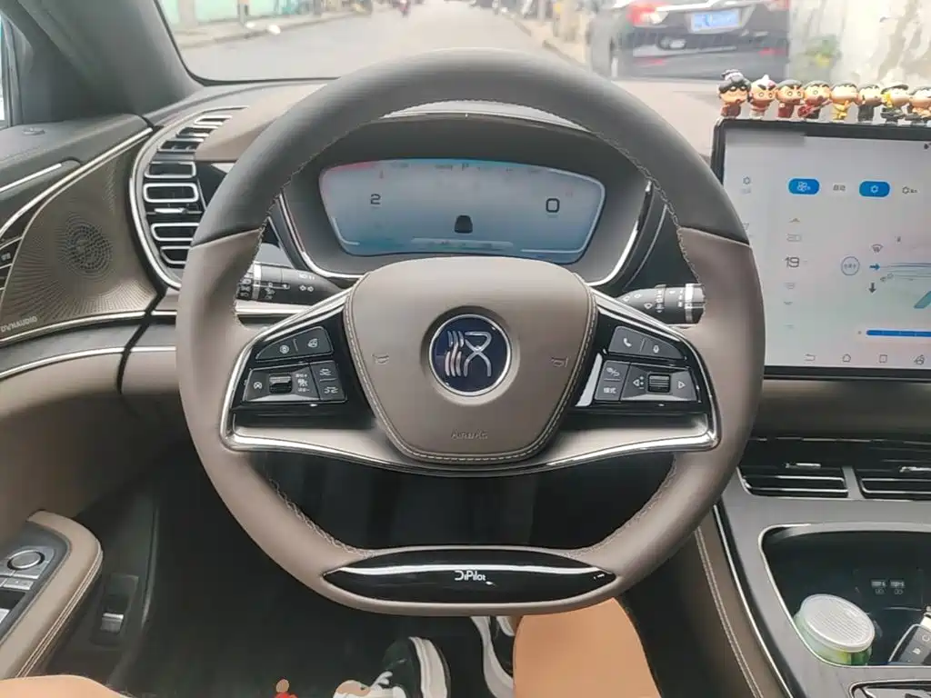 BYD Han — миниатюра 11