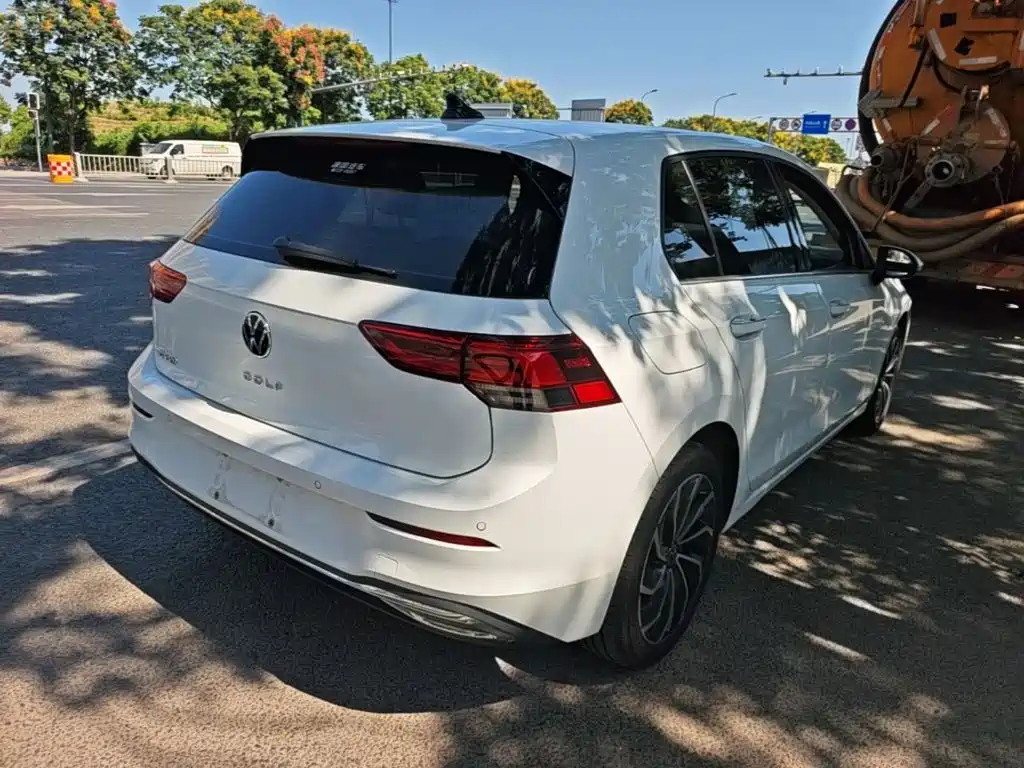 Volkswagen Golf — миниатюра 7