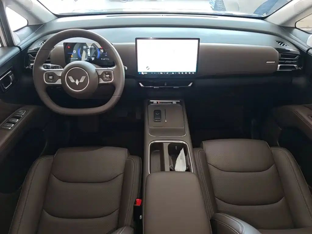 Wuling Xingguang 730 New Energy — миниатюра 10