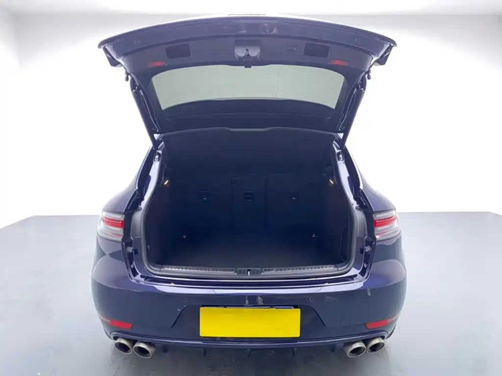 Porsche Macan — миниатюра 16