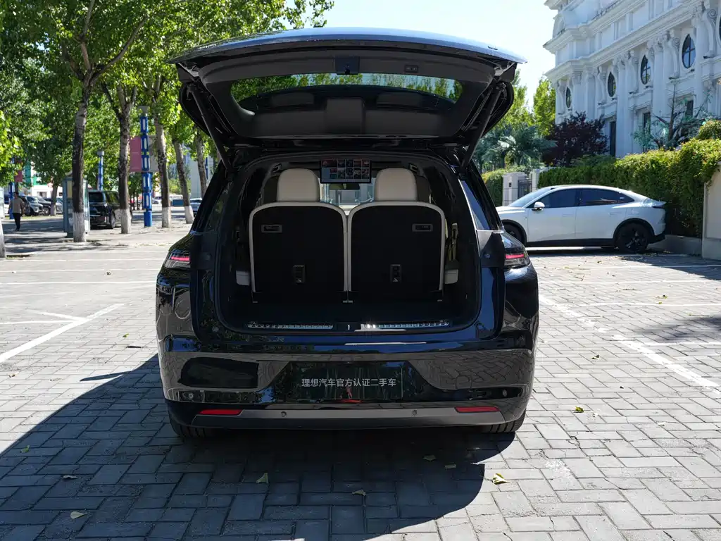 Li Auto Li L8 — миниатюра 9