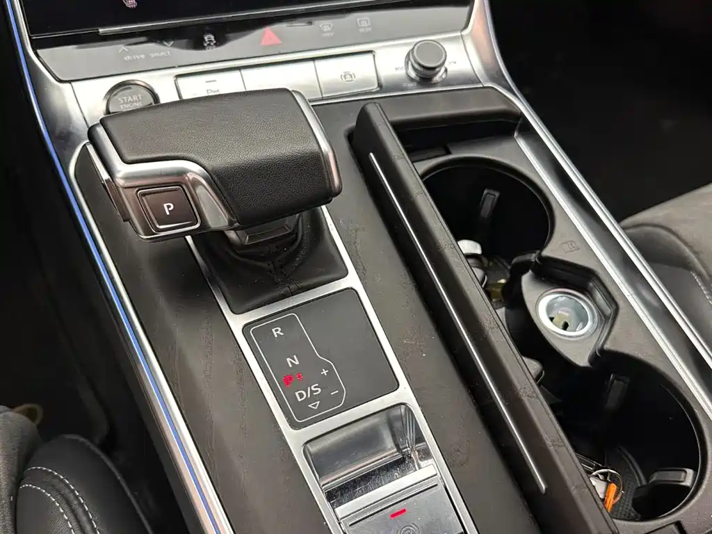 Audi A6L — миниатюра 15