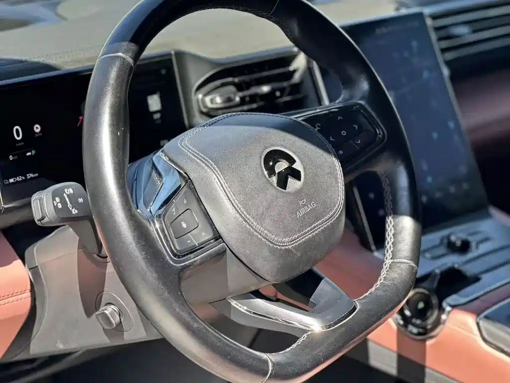 NIO EC6 — миниатюра 11