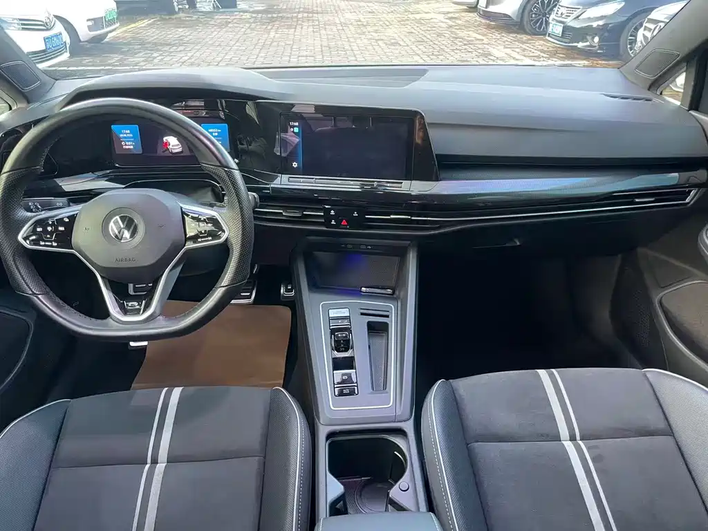 Volkswagen Golf — миниатюра 4