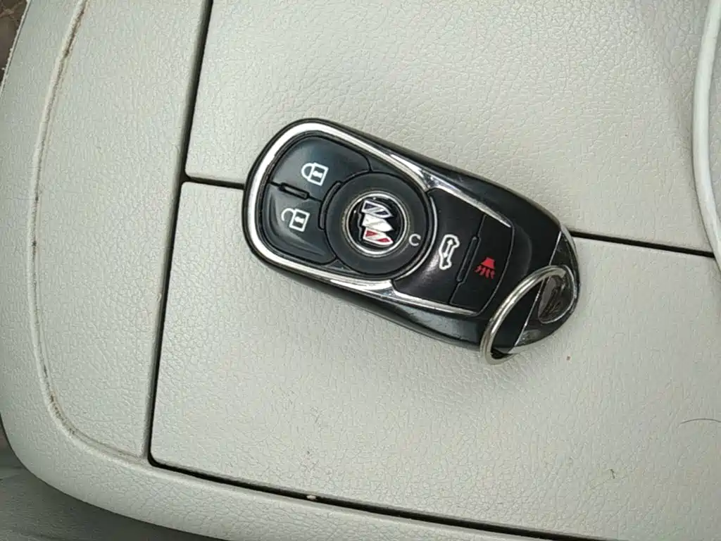 Buick GL8 — миниатюра 12