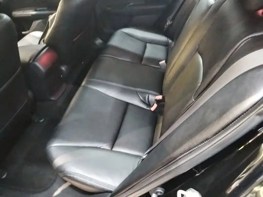 Honda Accord — миниатюра 17
