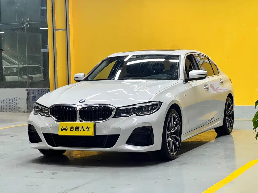 BMW 3 Series 2021