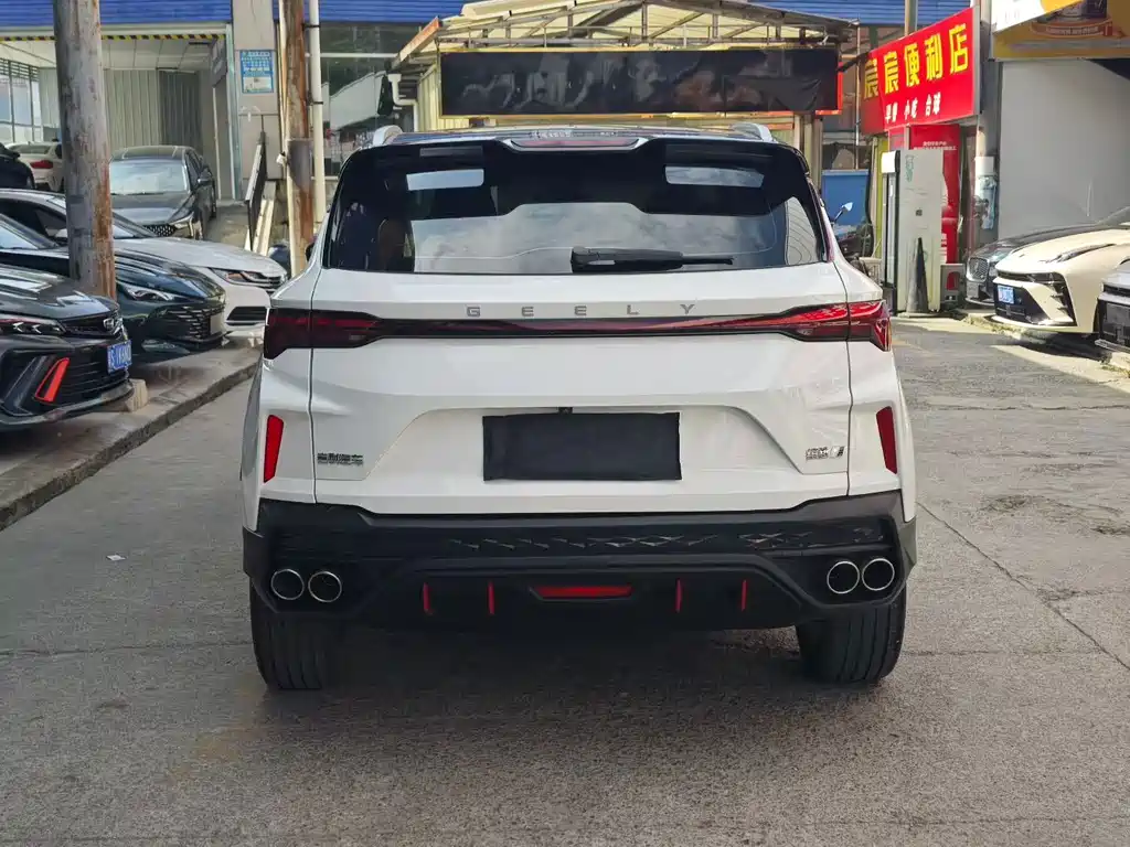 Geely Binyue — миниатюра 8