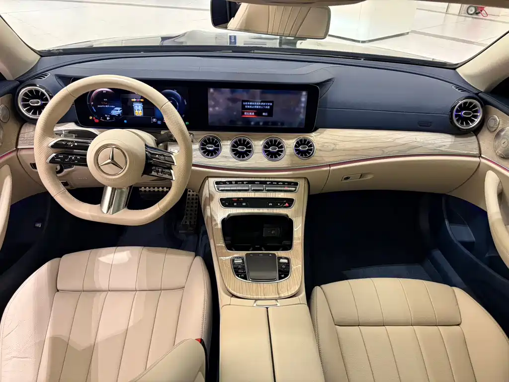 MERCEDES-BENZ E CLASS