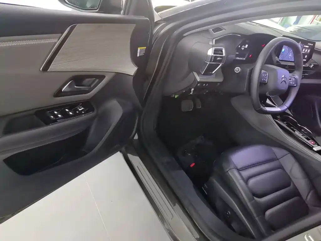 Citroen C5 X — миниатюра 16