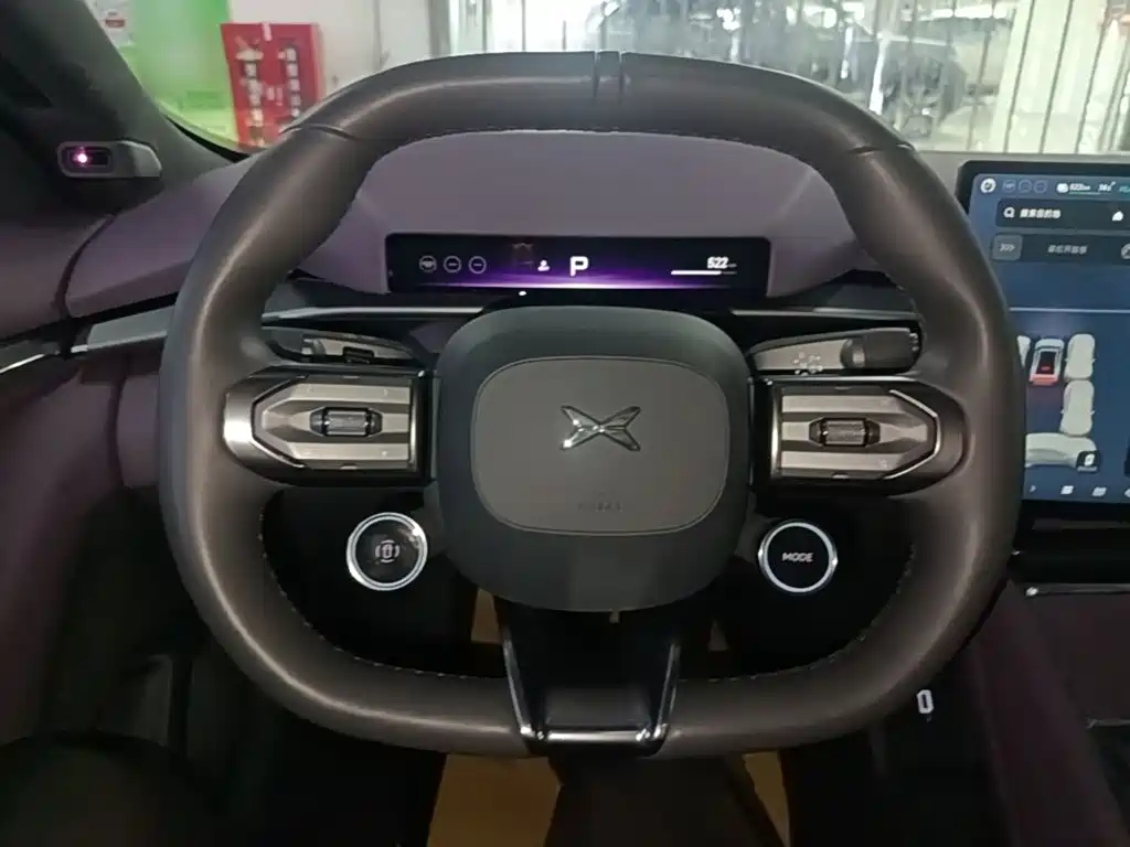 XPeng P7 — миниатюра 11