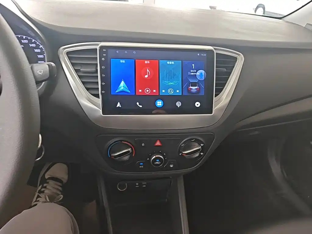 Hyundai Verna — миниатюра 13