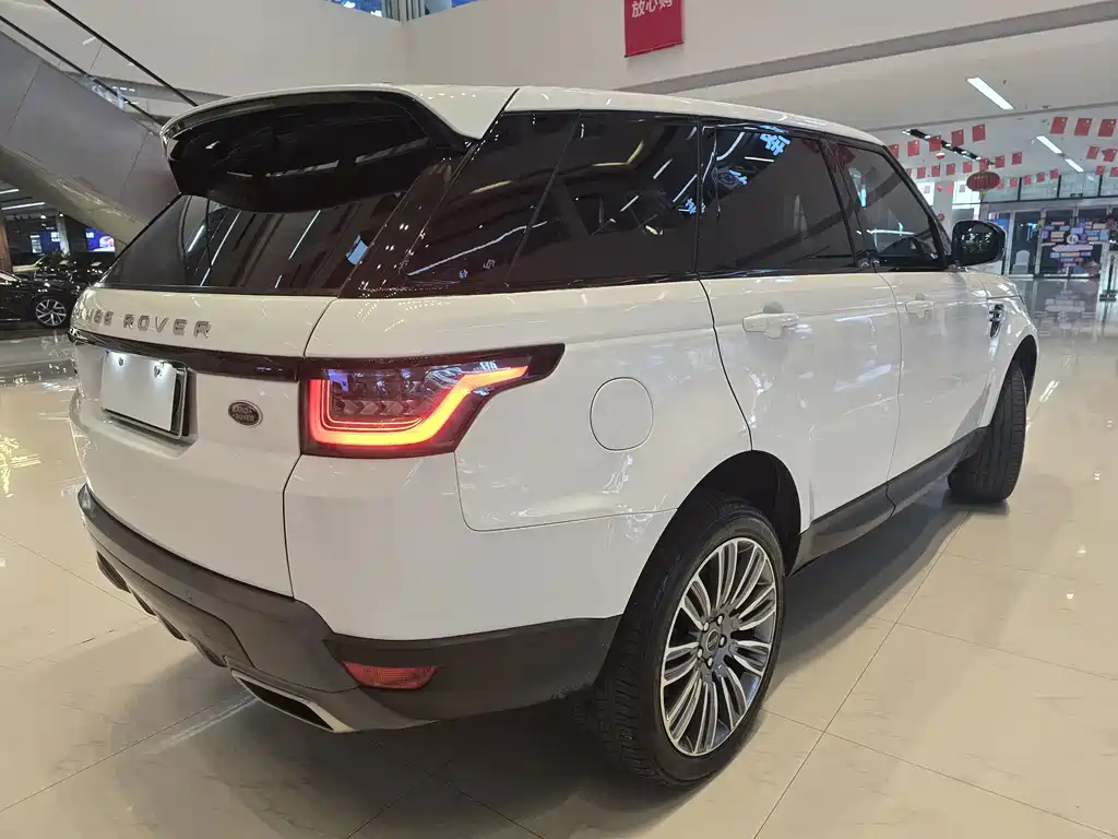 Land Rover Sport PHEV — миниатюра 9