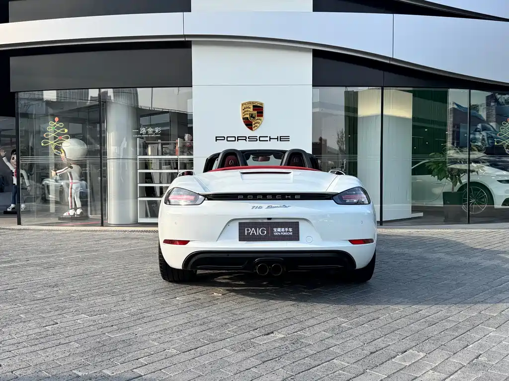 PORSCHE 718