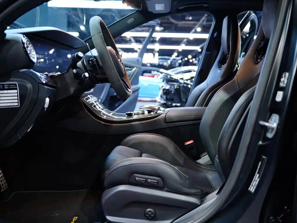 Mercedes-Benz E-Class AMG — миниатюра 11