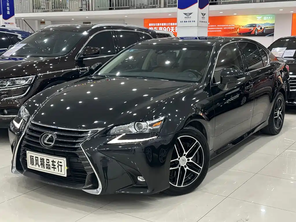 Lexus GS — миниатюра 33