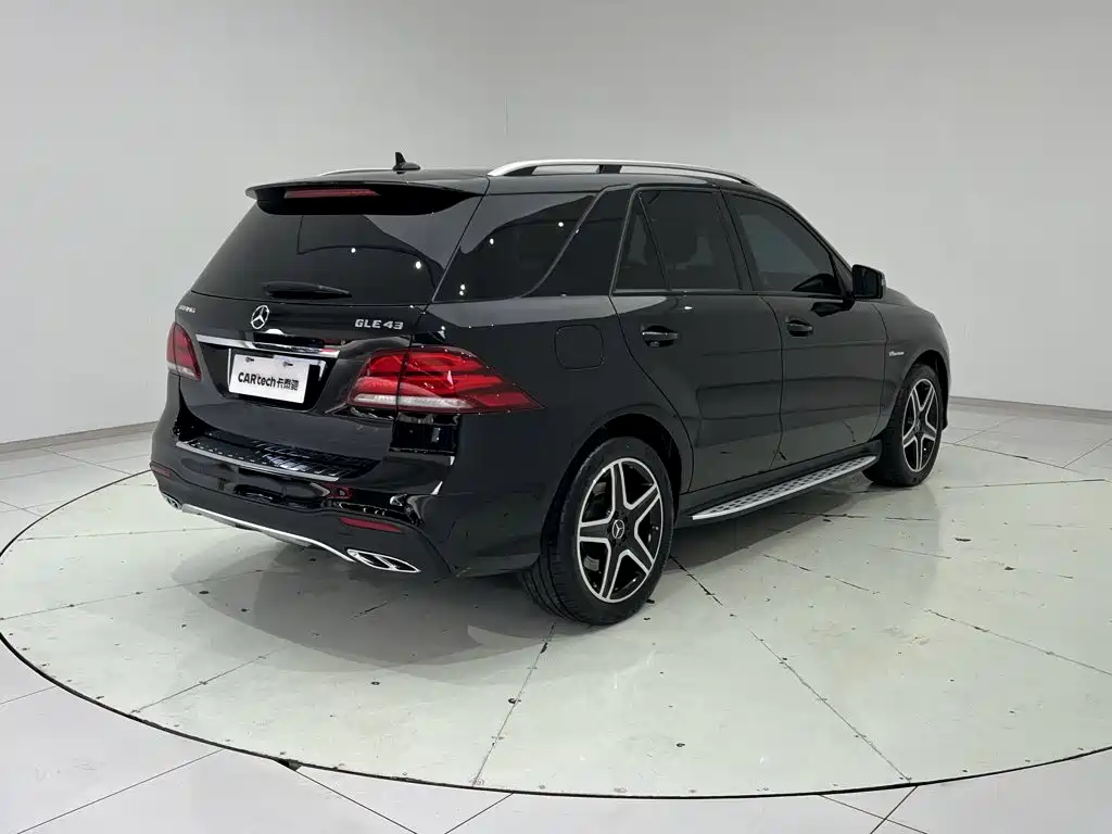 Mercedes-Benz GLE AMG — миниатюра 28