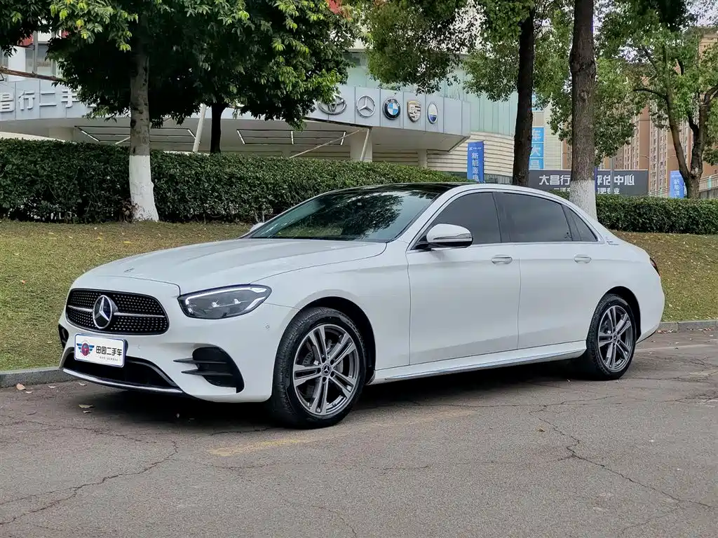 Mercedes-Benz E-Class 2023