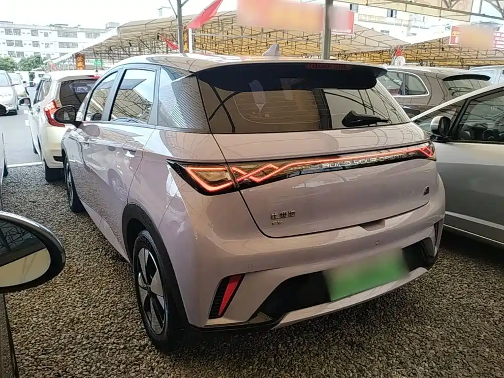 BYD Dolphin — миниатюра 5