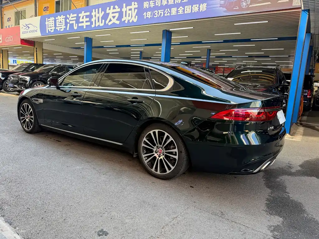 Jaguar XFL — миниатюра 22