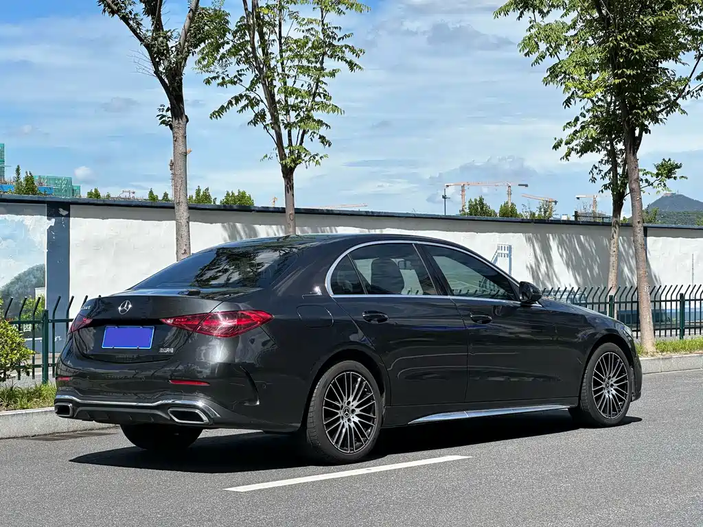 Mercedes-Benz C-Class — миниатюра 7